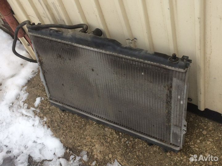 Радиатор охлаждения Hyundai Santa Fe SM 2.0 crdi