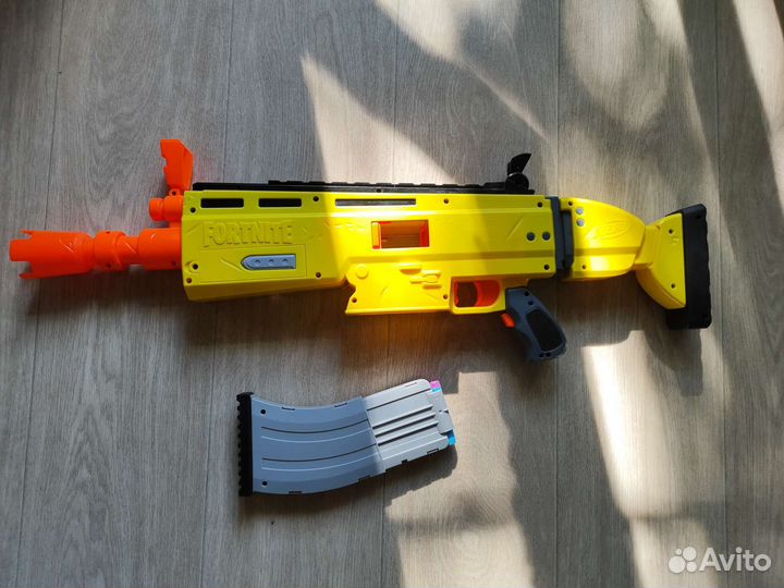Nerf бластеры