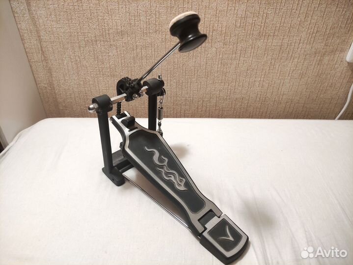 Одиночная педаль для бас-барабана