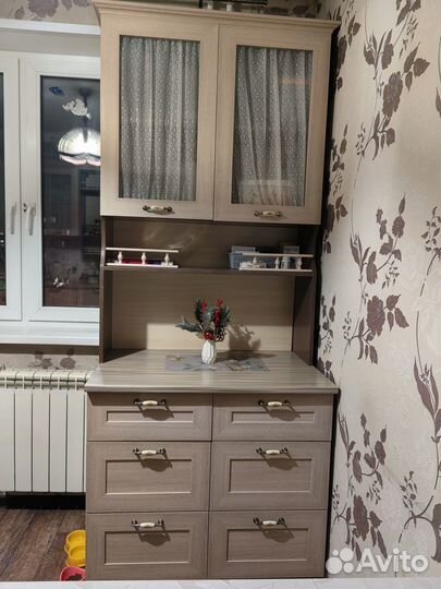 Буфеты и серванты