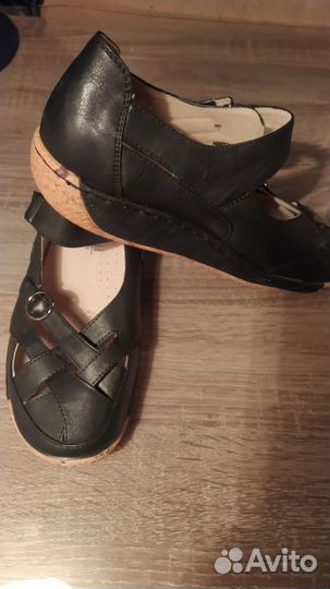 Туфли женские 39 размер черные