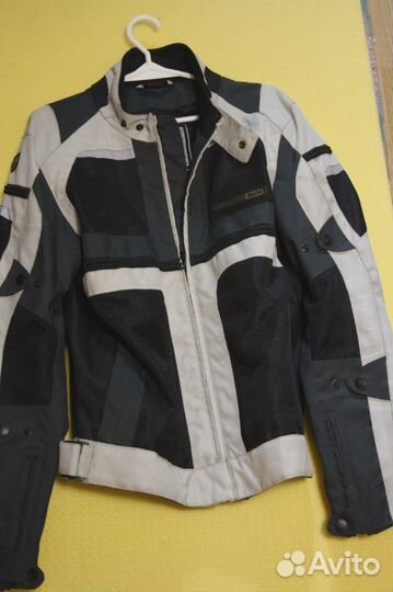 Мотокуртка