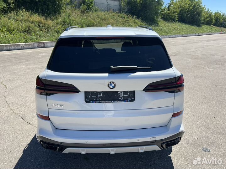 BMW X5 3.0 AT, 2023, 5 800 км