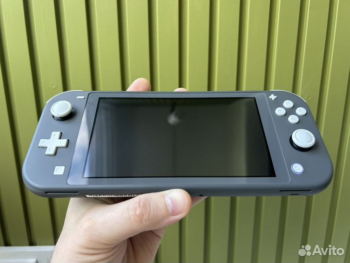 Nintendo switch lite