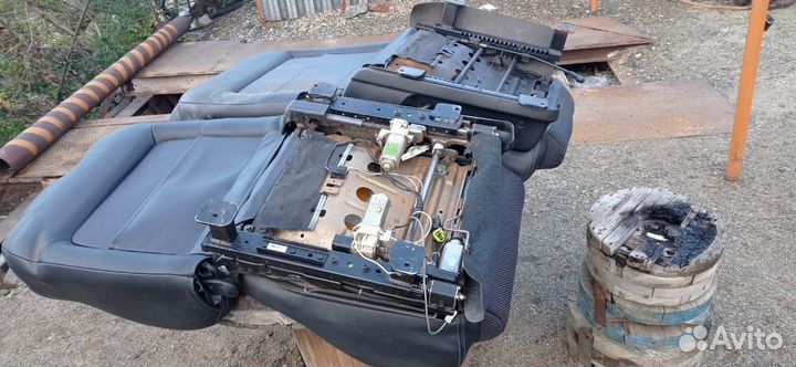 Автокресла передние