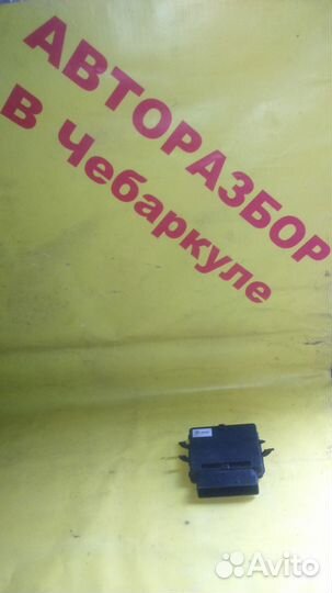 5WK32443 Блок управления стояночным тормозом Audi