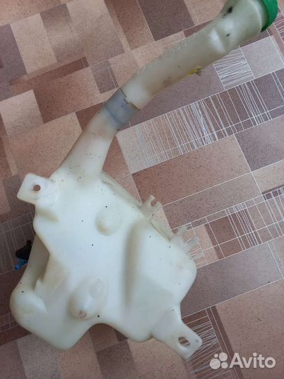 Бачок омывателя на Опель Вектра Б