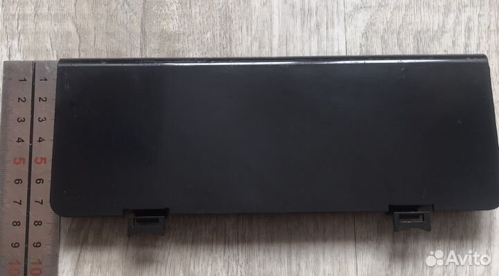 Крышка батарейного отсека для магнитофона