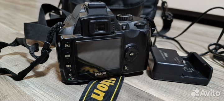 Зеркальный фотоаппарат nikon D60