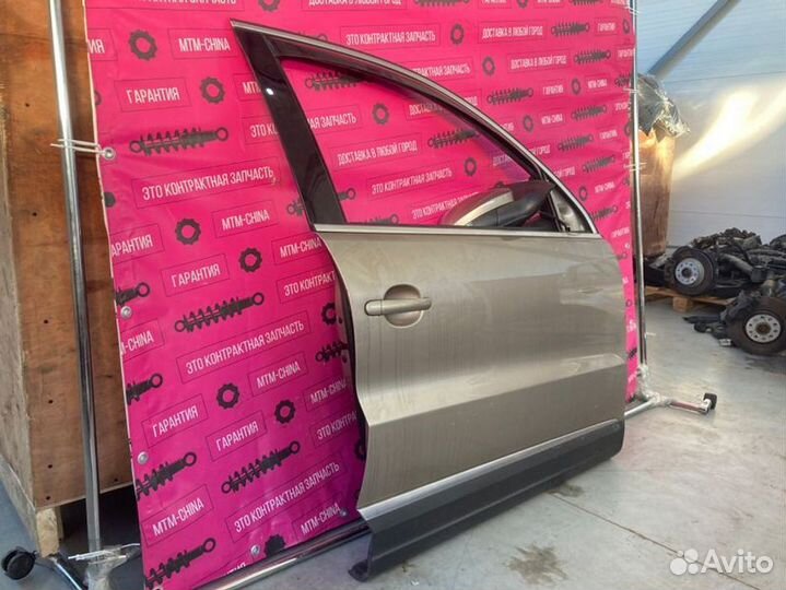 Дверь передняя правая Volkswagen Tiguan