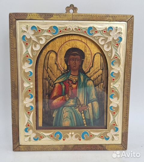 Редкая икона в киоте 