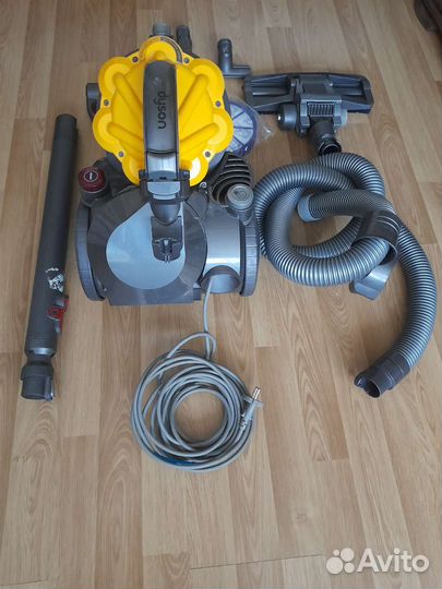 Пылесос 