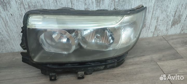 Фары subaru forester sg5