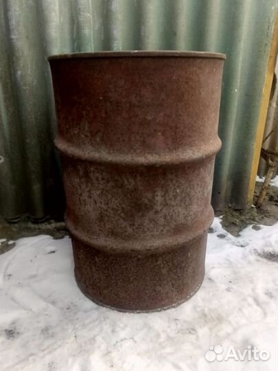 Кастрюли 20л и 30 л,бочки 200 л