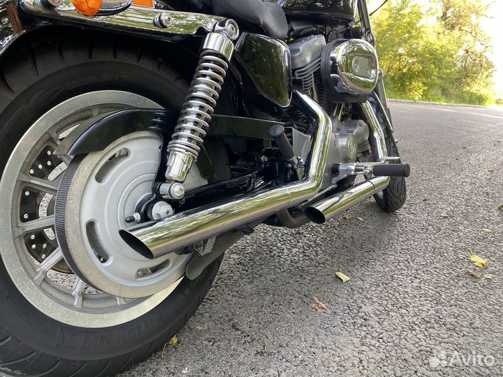 Harley-Davidson Sportster 883