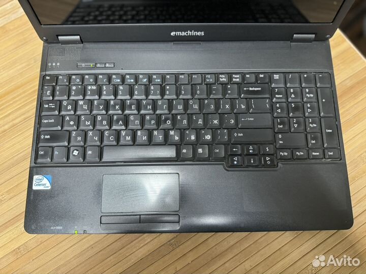 EMachines для простых задач 2 ядра 4 DDR3 3 часа