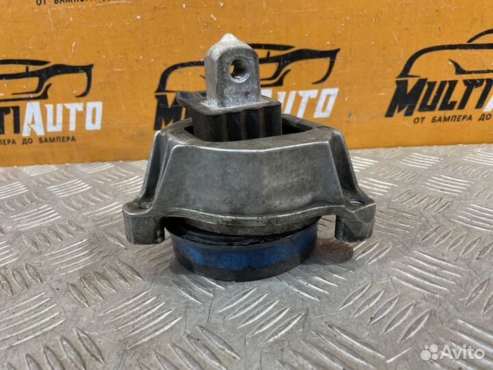 Подушка двигателя правая Bmw M5 F90 2017