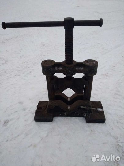 Тиски станочные, поворотные