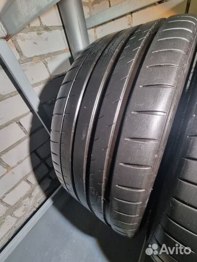 Michelin Pilot Sport 4 S 265/35 R21