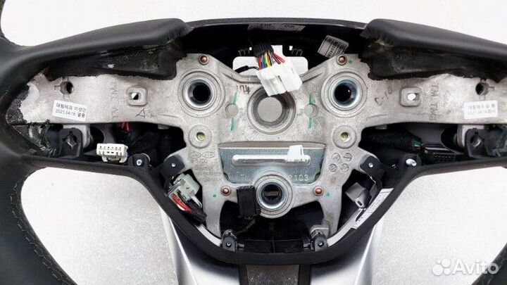 Руль Hyundai Santa Fe TM G4KM 2021