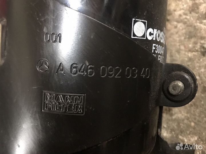 Мерседес крепление топливного фильтра