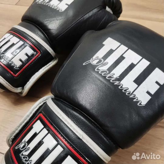 Перчатки боксёрские Title Platinum 12 oz