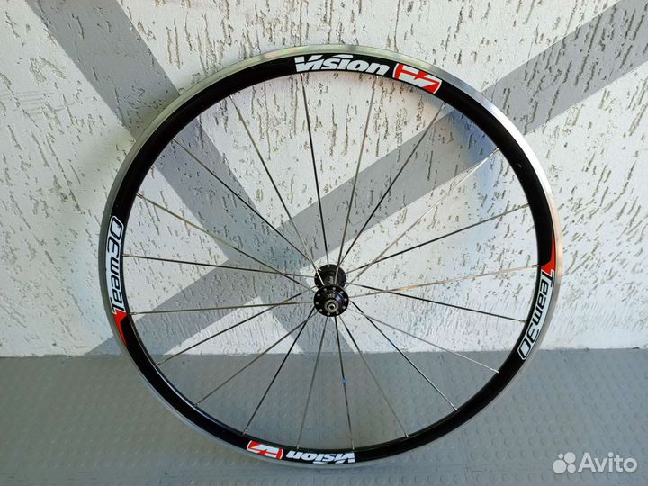 Колесо переднее, 28 дюймов, шоссейное Vision