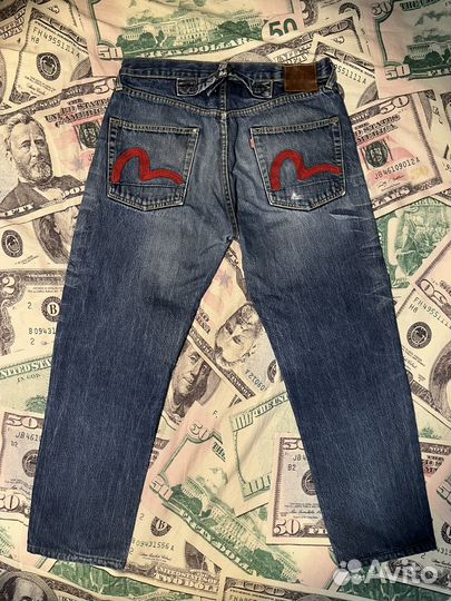 Джинсы evisu