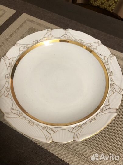 Настенная фарфоровая рамка тарелка