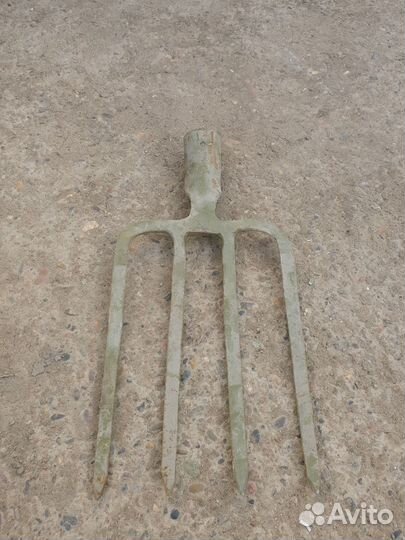 Вилы садовые