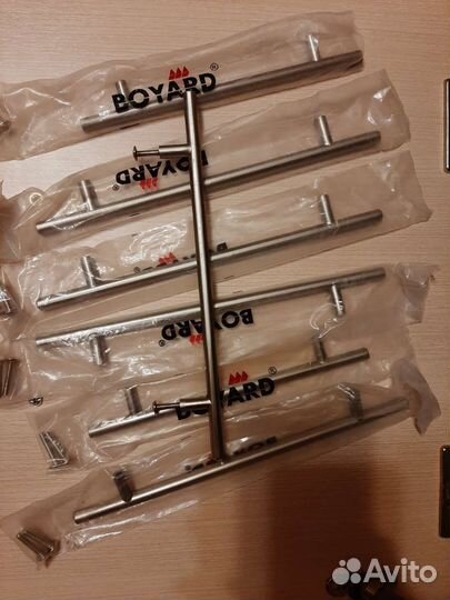 Держатель для полок