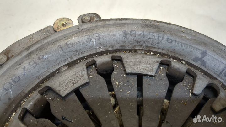 Маховик Mitsubishi Carisma, 1999