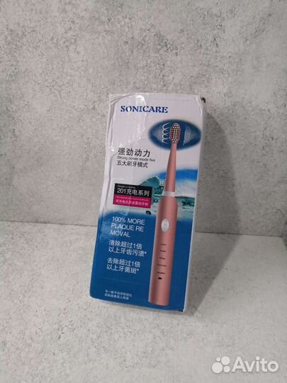 Электрическая Зубная щетка+ насадки новая