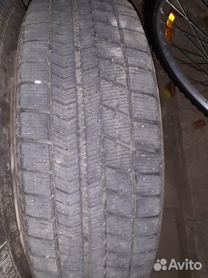 Bridgestone Blizzak VRX 185/65 R15