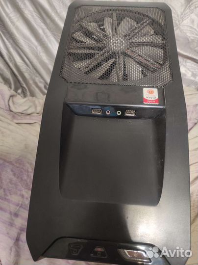Корпус Thermaltake V9