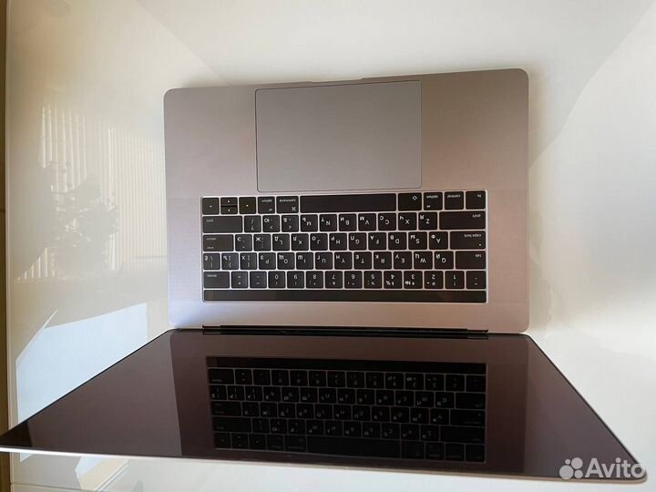 На macbook Pro 15 2016