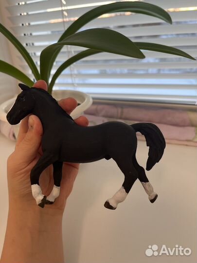 Ганноверская фигурка лошади.Перекрас