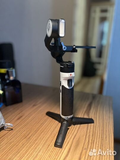 Стабилизатор для камеры zhiyun crane m2s