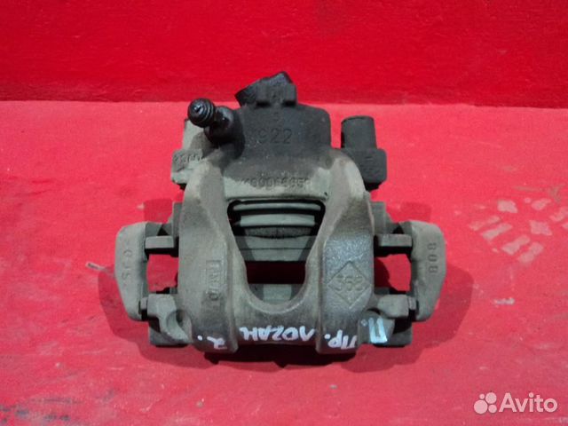 Суппорт передний правый Рено Логан 2 2015