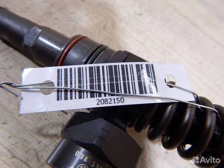 Насос-форсунка Audi A4 B6 038130073J