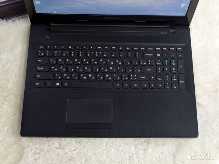 Lenovo / Celeron N2830 / 8GB / SSD 120GB