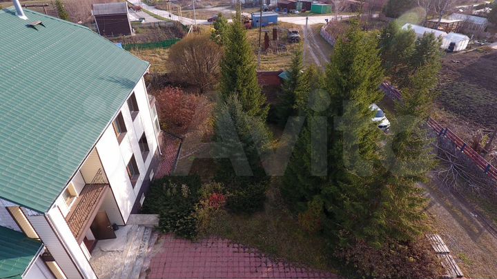 Коттедж 526,7 м² на участке 23 сот.