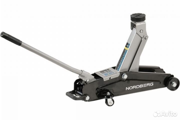 Подкатной домкрат для автолюбителя в кейсе (2 т)