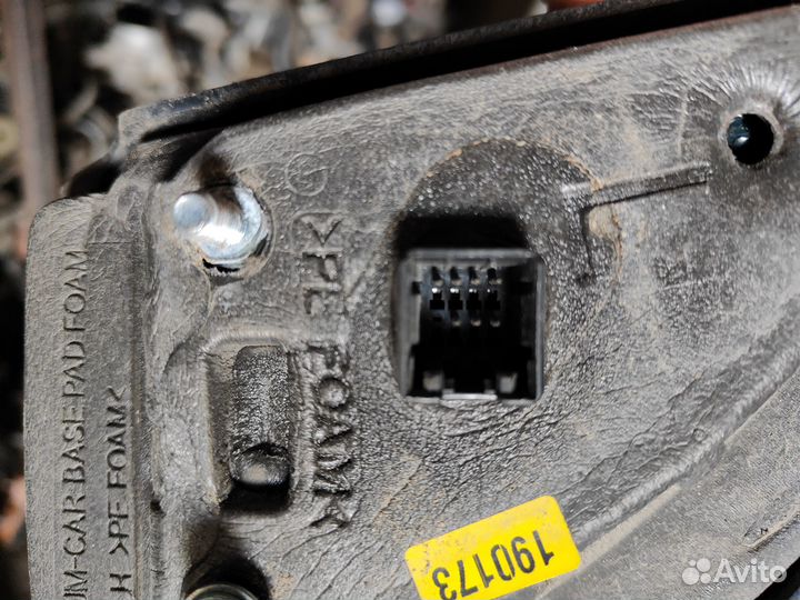 Hyundai tucson 1 зеркало левое