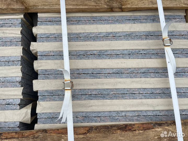 Калиброванная плитка из красногорского гранита