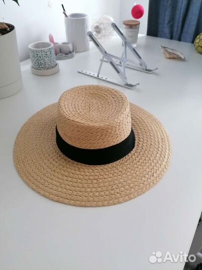 Шляпа женская соломенная