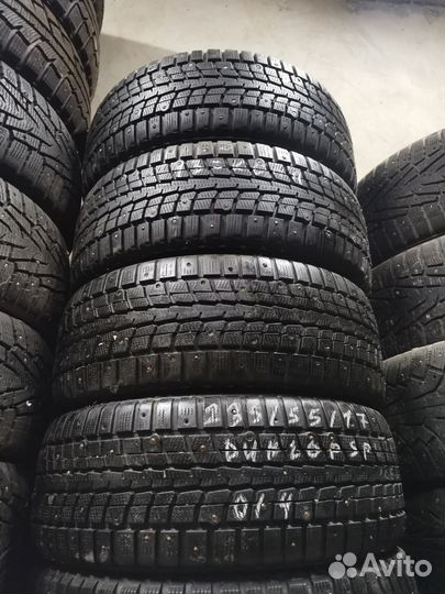 Dunlop SP Winter Ice 01 235/55 R17