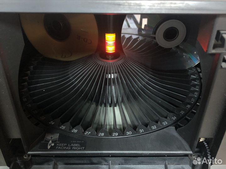 Cd проигрыватель на 50 дисков sony cdp-cx571