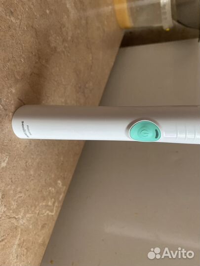 Электрическая зубная щетка philips sonicare