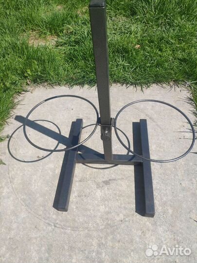 Подставка для корма собак